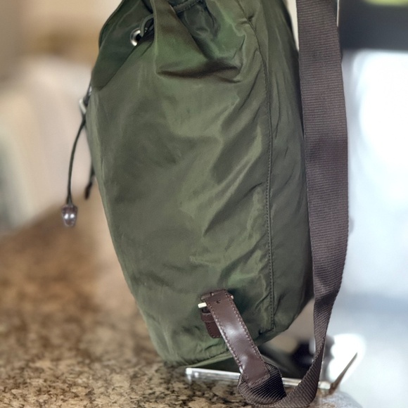 Prada City Tessuto Green Nylon Backpack - Excellent Condition- - Picture 4 of 12